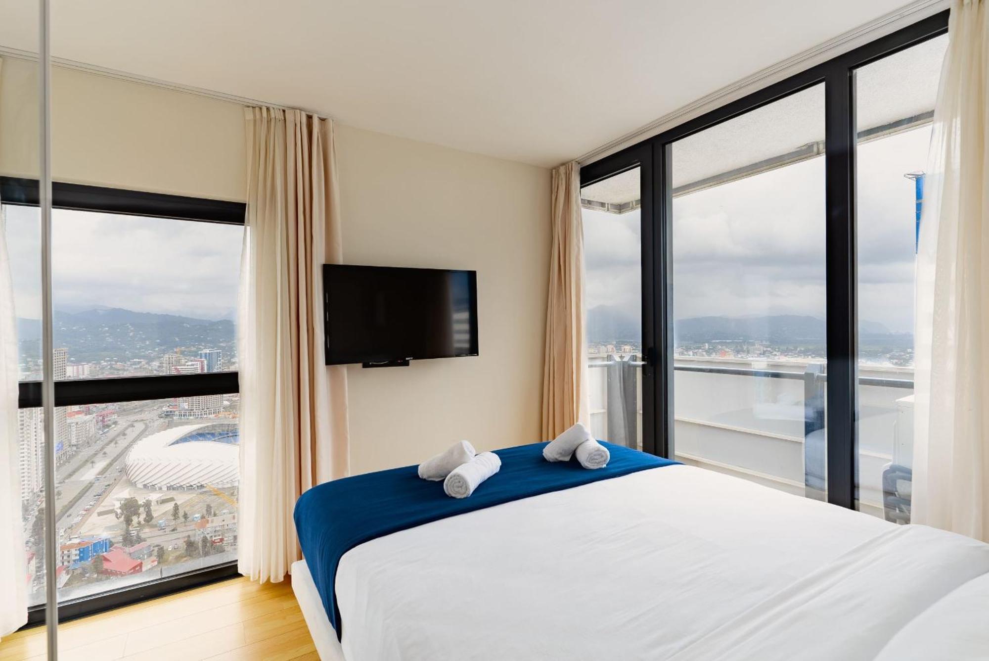 Orbi City Hotel With Sea View Батумі Екстер'єр фото