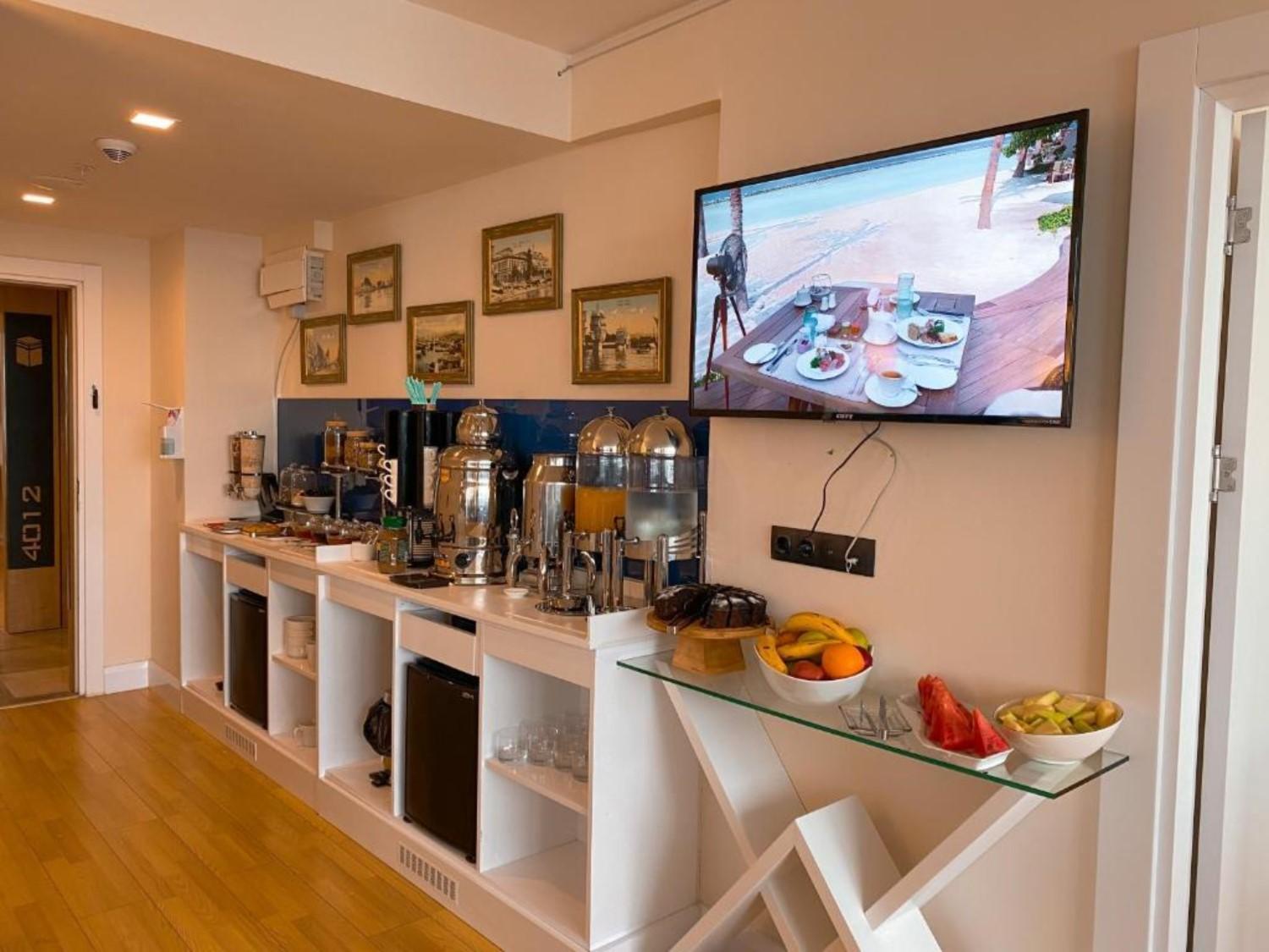 Orbi City Hotel With Sea View Батумі Екстер'єр фото