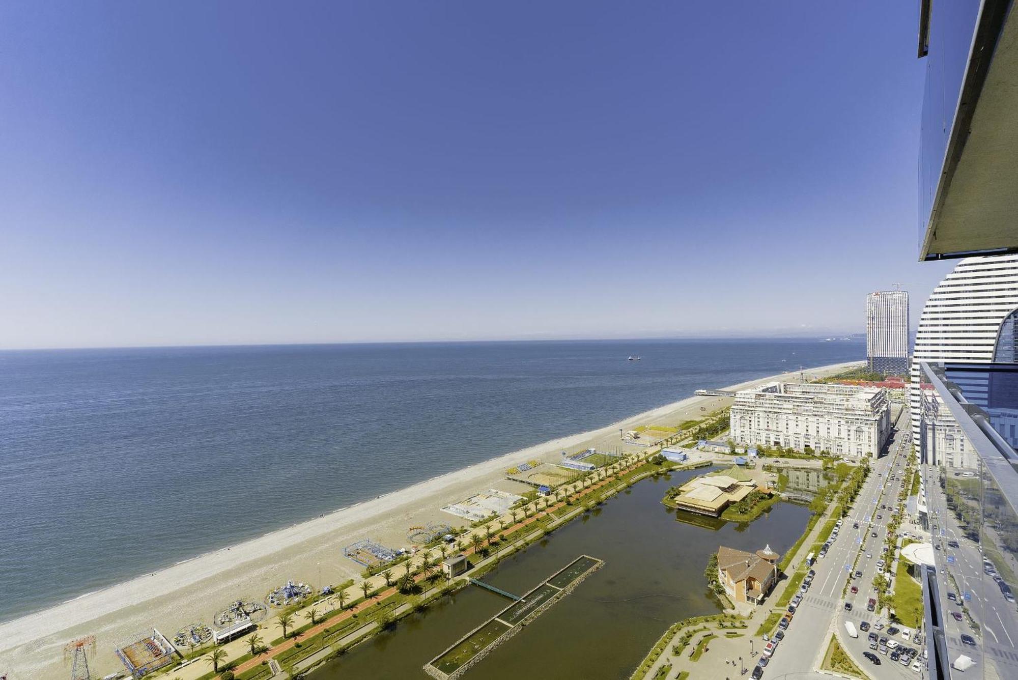 Orbi City Hotel With Sea View Батумі Екстер'єр фото